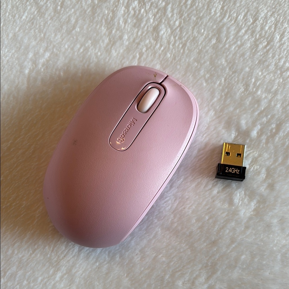 Microsoft Pink Wireless Mouse